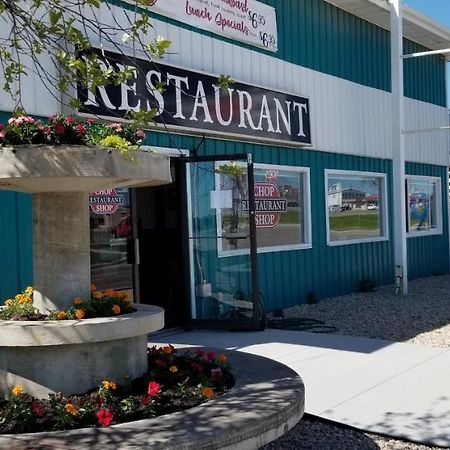 Wild Rose Country Inn Grande Prairie Zewnętrze zdjęcie