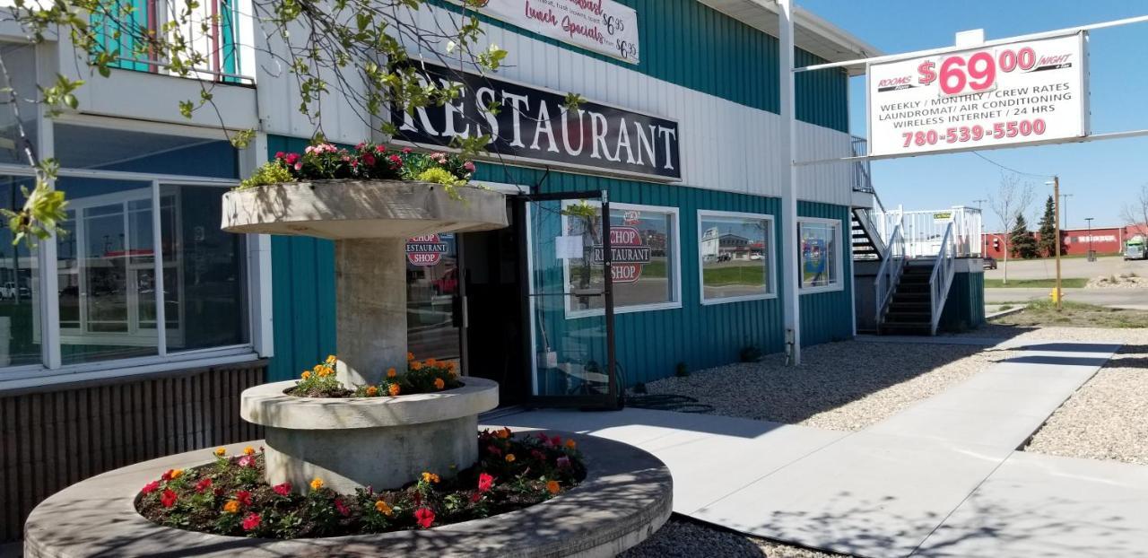 Wild Rose Country Inn Grande Prairie Zewnętrze zdjęcie
